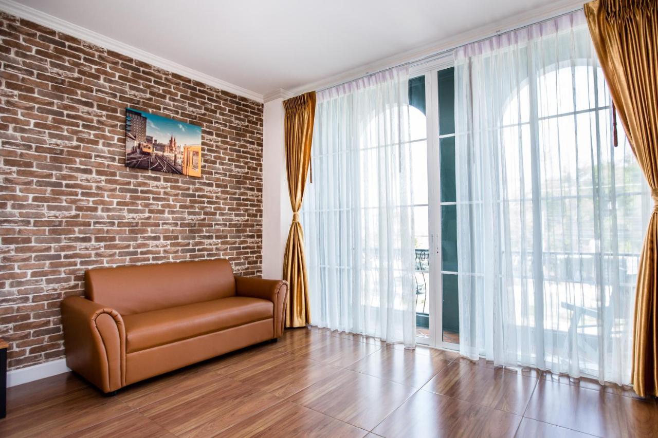 Krinnatra Villa Τσον Μπουρί Εξωτερικό φωτογραφία